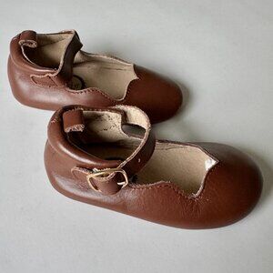 Little Love Bug Mary Jane Shoes | Soft Leather | Brown | Size 6 | Like New